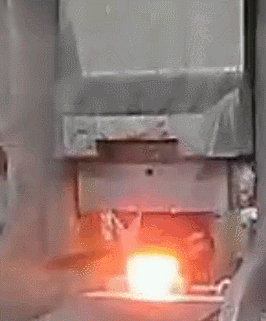 模鍛.gif